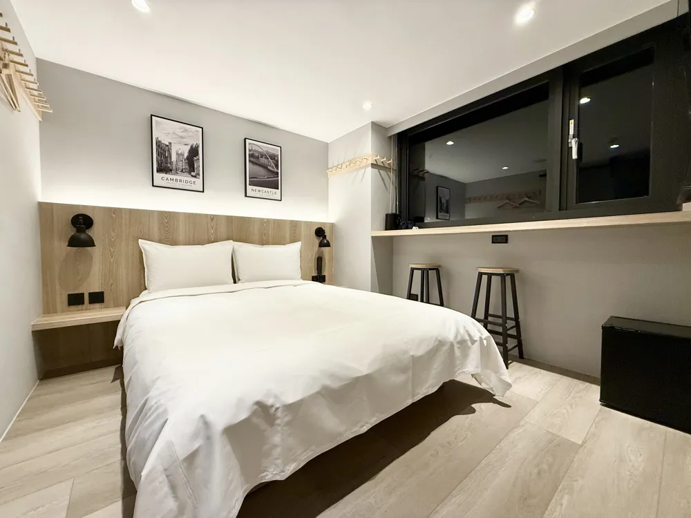 N2 HOTEL 標準雙人房